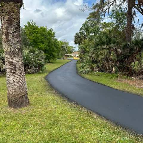 New residential asphalt driveway, project photo 42