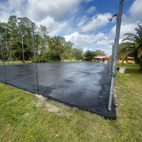 New residential asphalt driveway, project photo 37