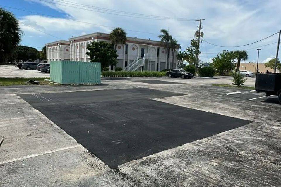Asphalt patch repair by All Brevard Asphalt, photo 7